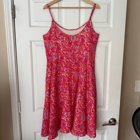 Tuckernuck Pink Floral Dress L - Picture 8 of 10